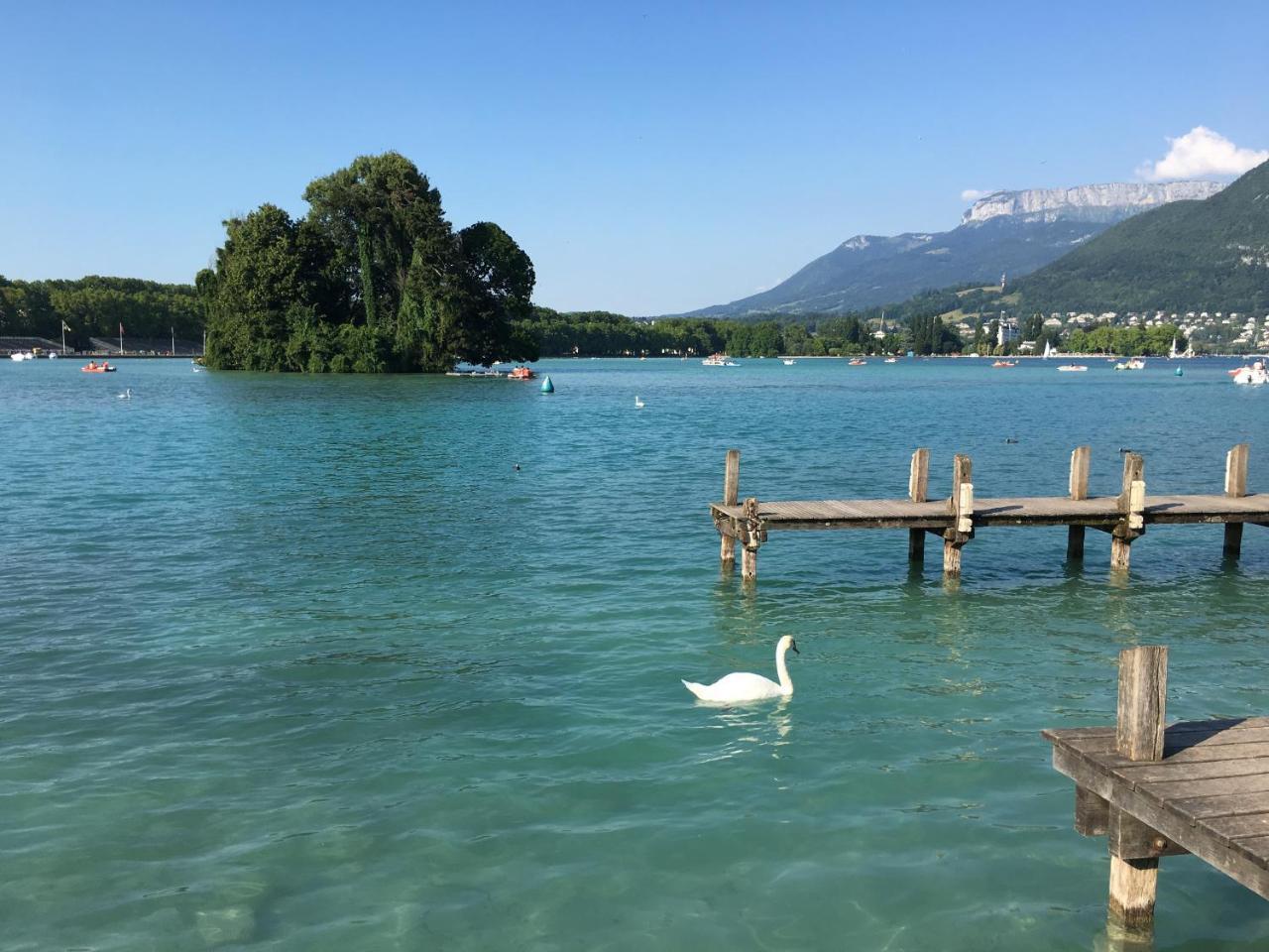 The Boat Annecy Exterior foto